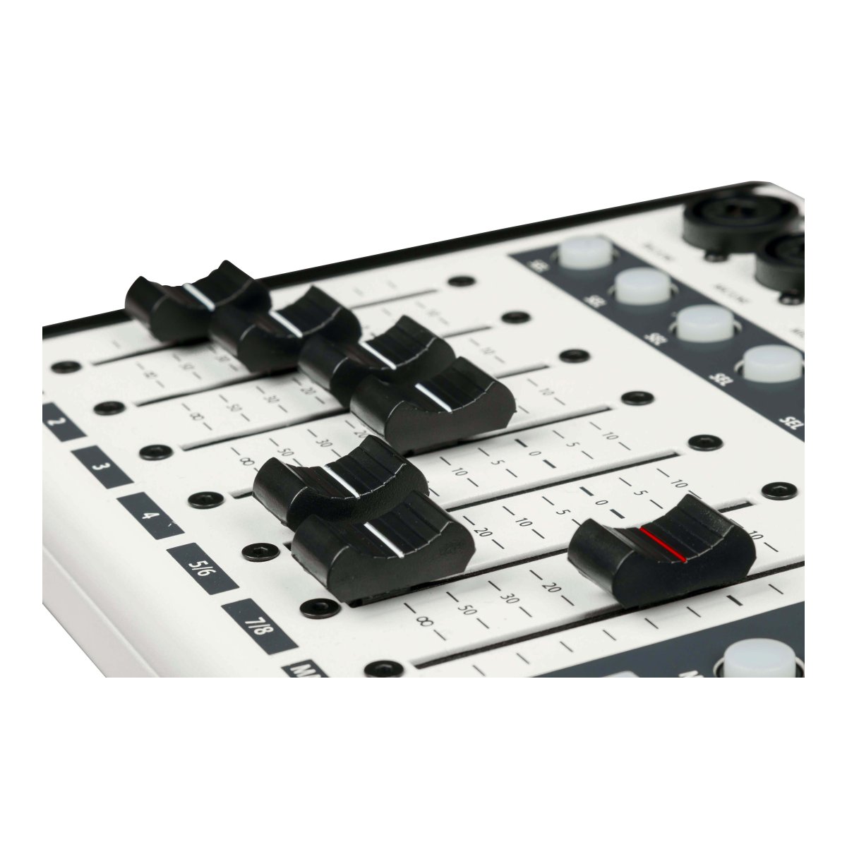 MEZCLADOR DIGITAL PROEL DIGIPAD8 2